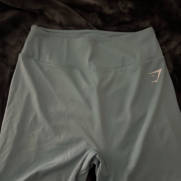 Gymshark set - Picture 4 of 7